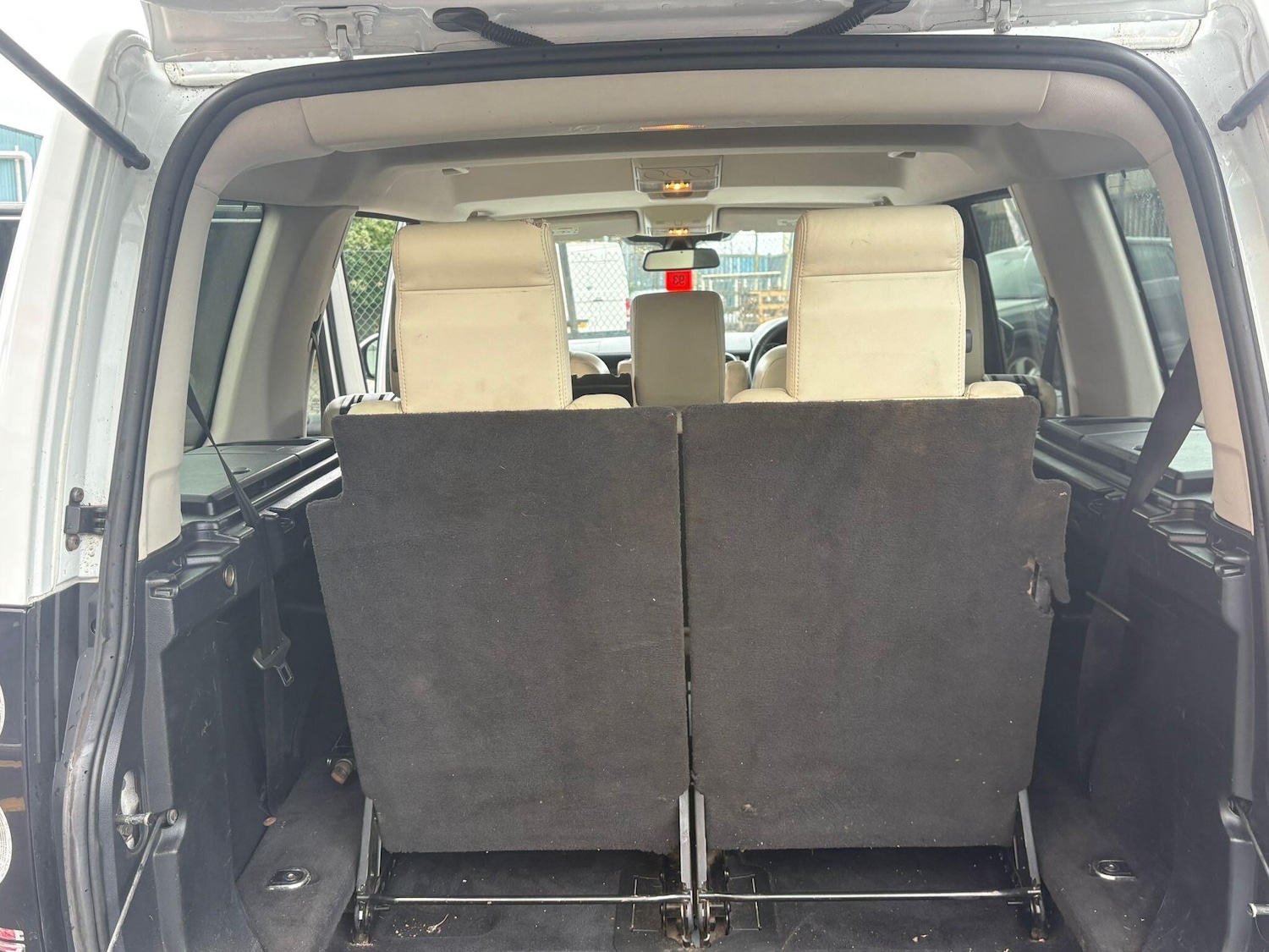 Used Land Rover Discovery 2014 for sale - 78062761: Photo 27