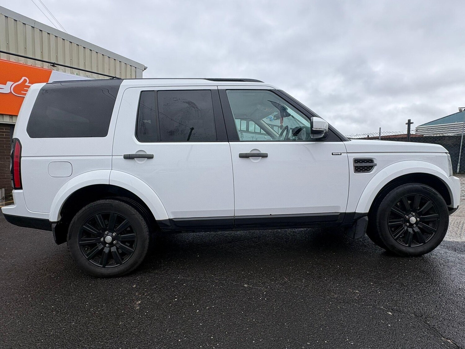 Used Land Rover Discovery 2014 for sale - 78062761: Photo 5