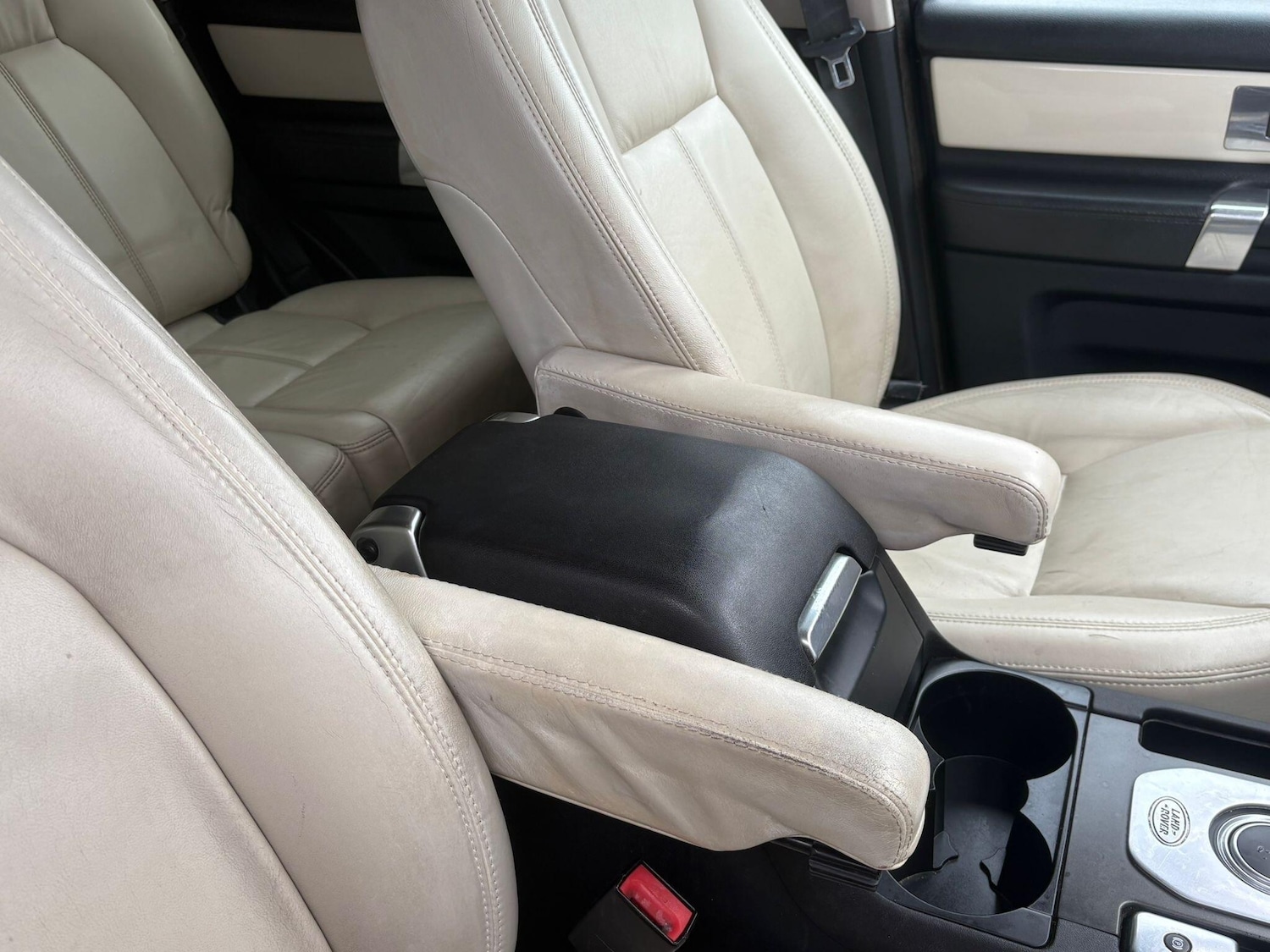 Used Land Rover Discovery 2014 for sale - 78062761: Photo 52