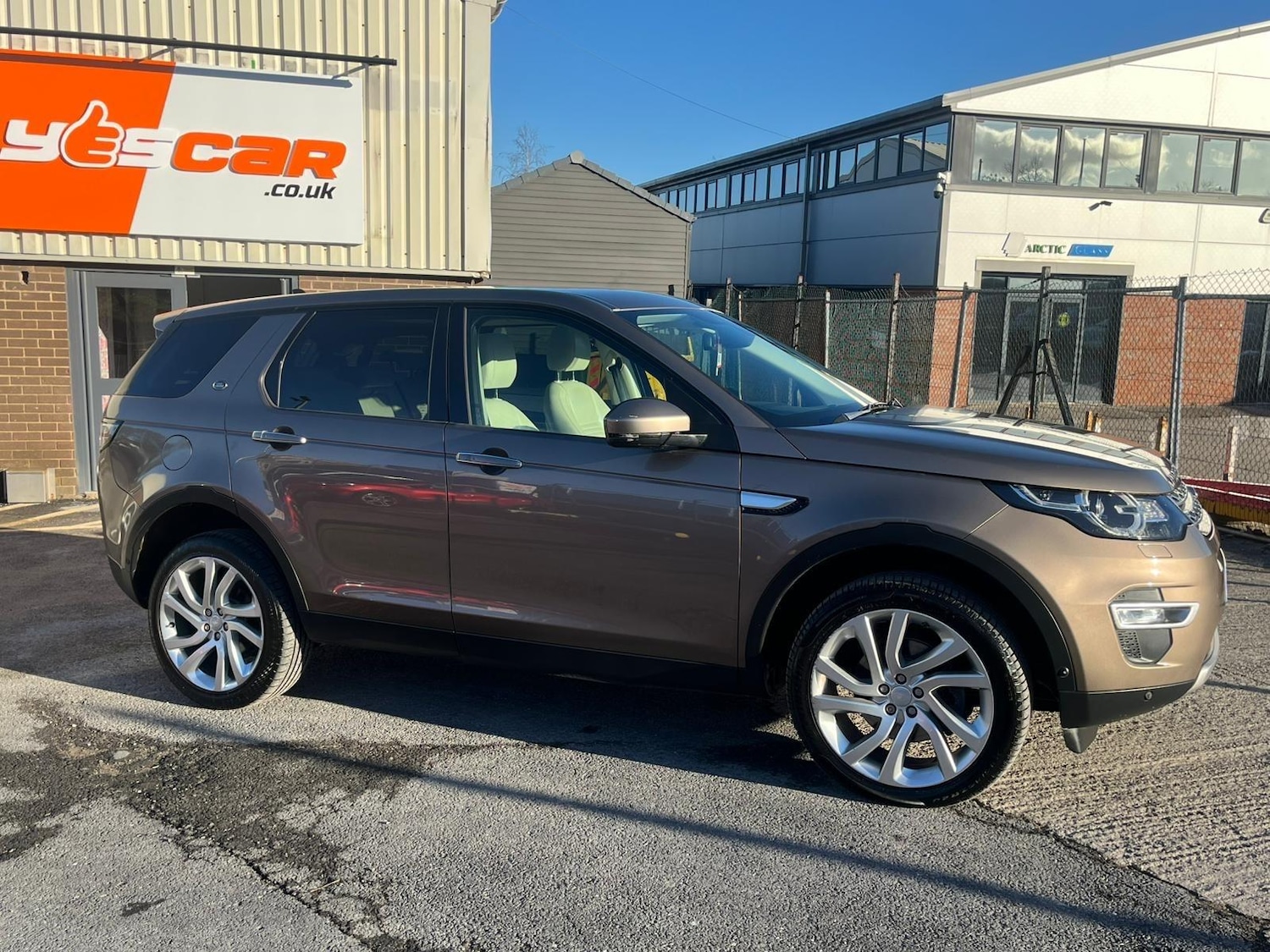 Used Land Rover Discovery Sport 2016 for sale - 76702127: Photo 10