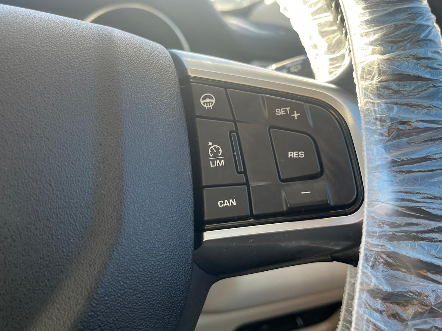 Used Land Rover Discovery Sport 2016 for sale - 76702127: Photo 24