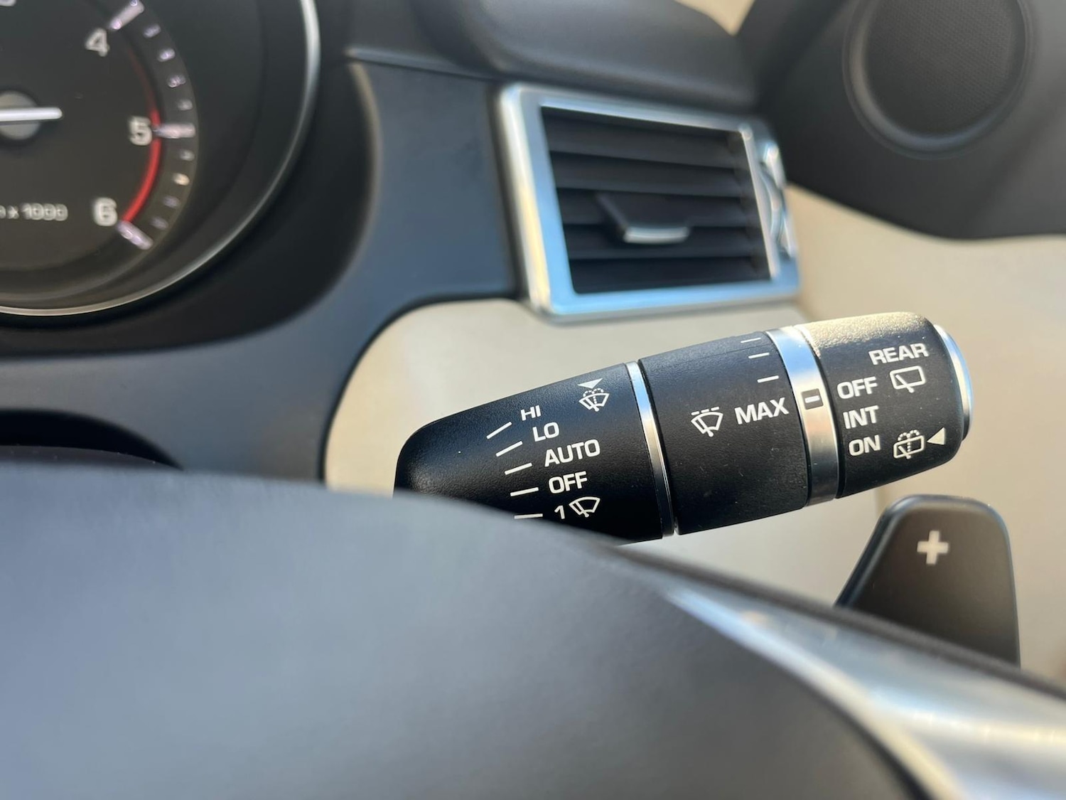 Used Land Rover Discovery Sport 2016 for sale - 76702127: Photo 26