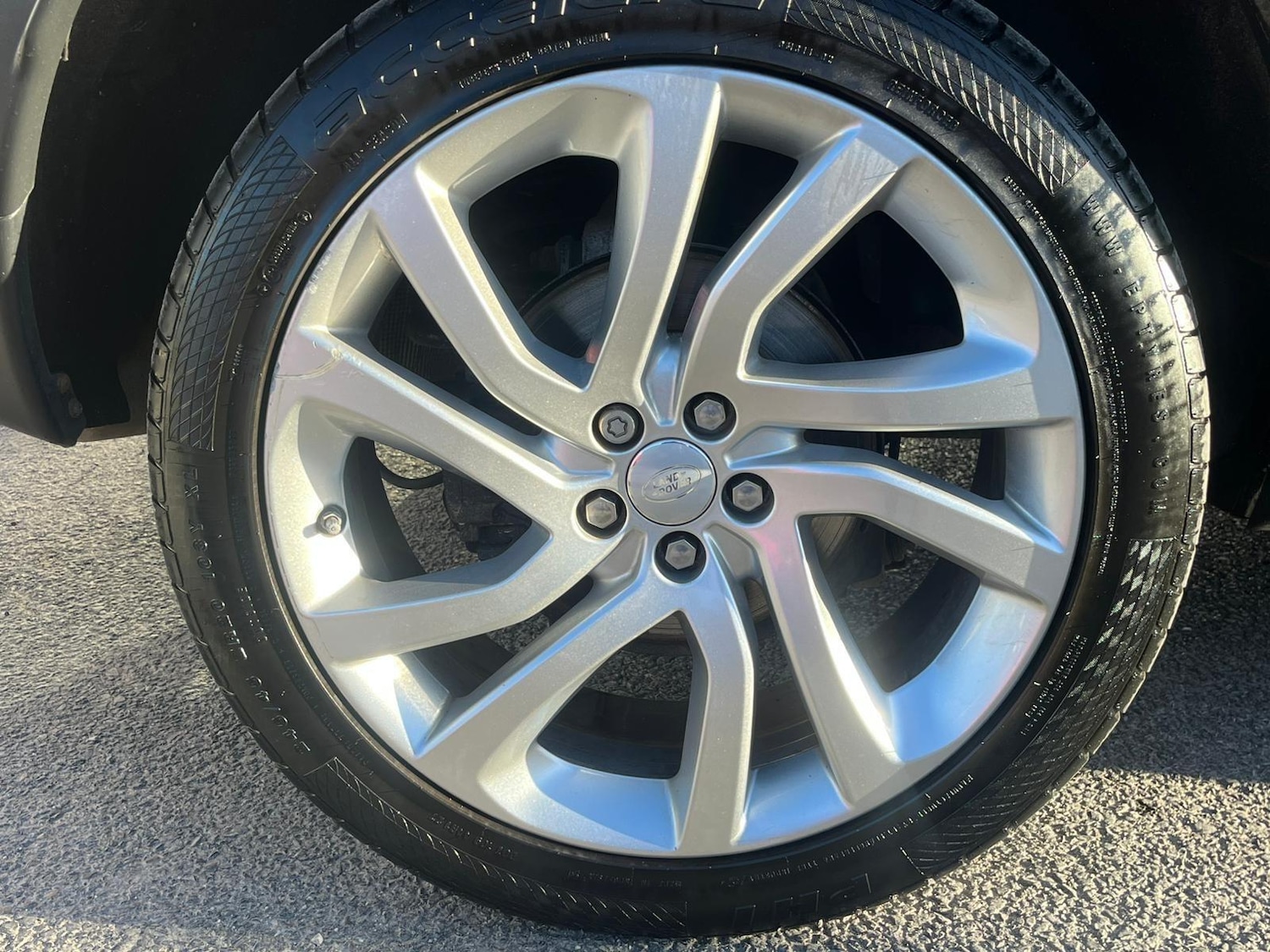 Used Land Rover Discovery Sport 2016 for sale - 76702127: Photo 30