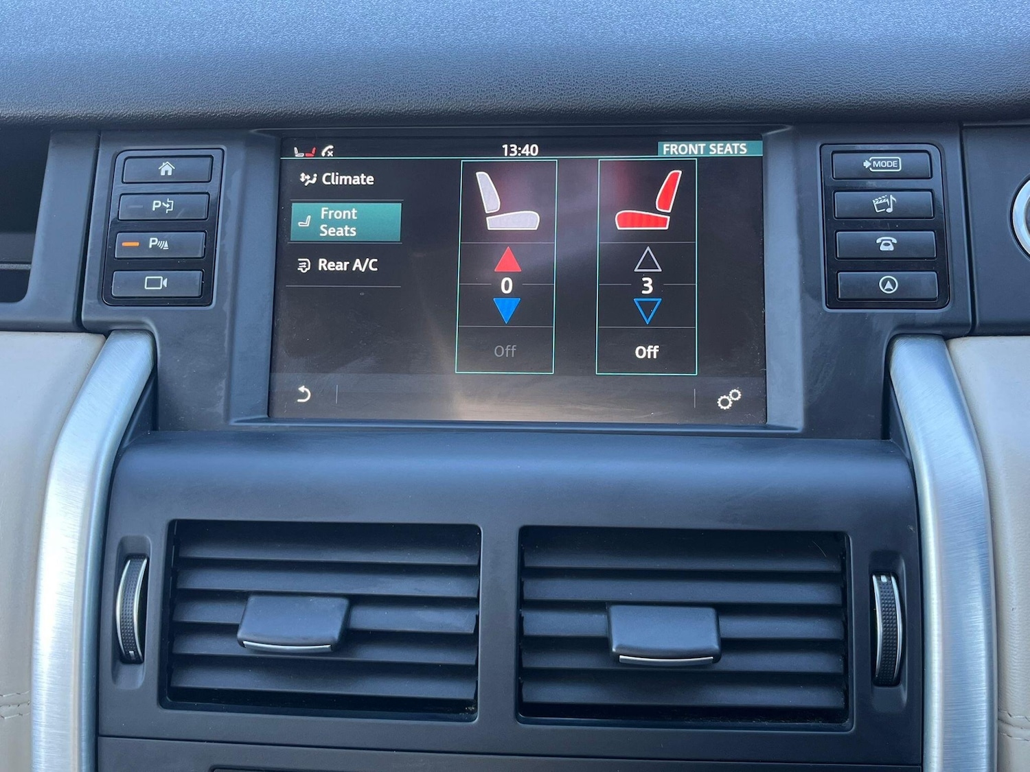 Used Land Rover Discovery Sport 2016 for sale - 76702127: Photo 34