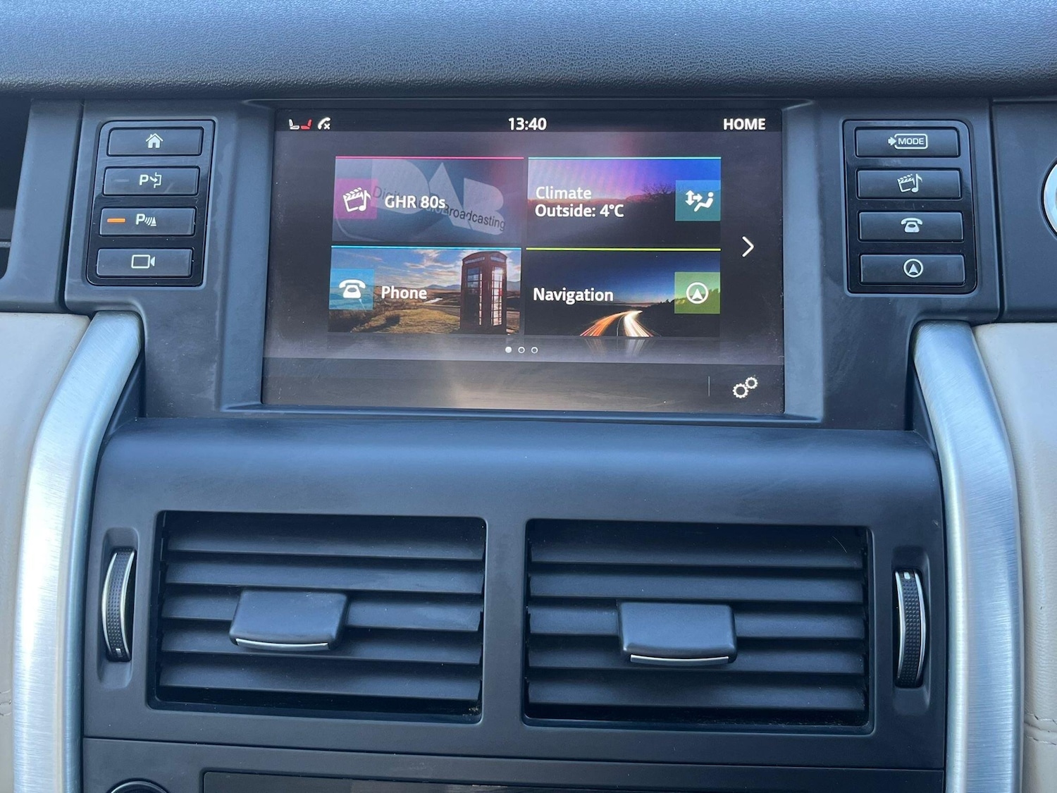 Used Land Rover Discovery Sport 2016 for sale - 76702127: Photo 36