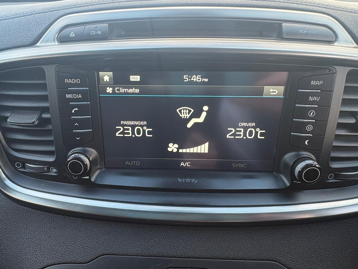 Used Kia Sorento 2015 for sale - 78058223: Photo 49