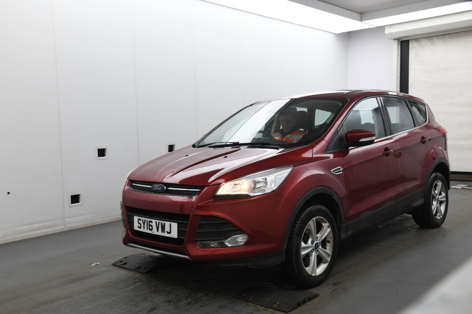 Used Ford Kuga 2016 for sale - 77191158: Photo 3