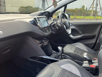 Used Peugeot 2008 2019 for sale - 77467906: Photo