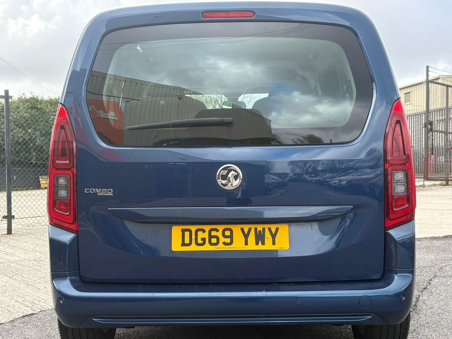 Used Vauxhall Combo Life 2019 for sale - 78073132: Photo 10