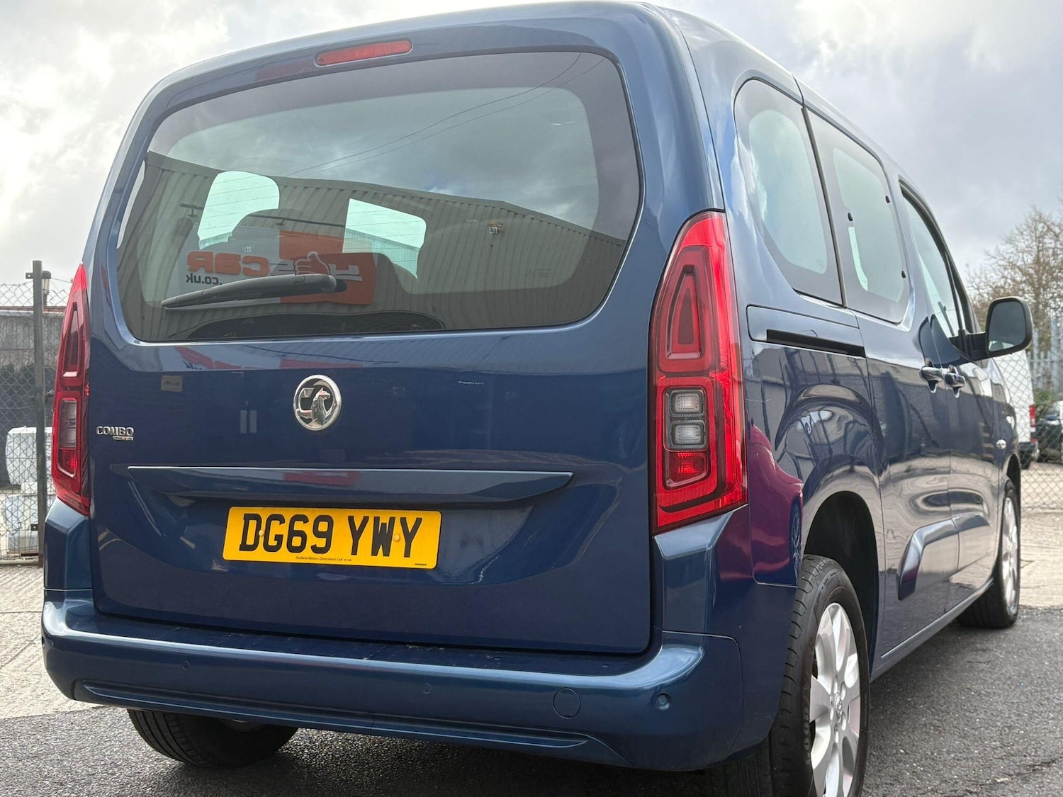 Used Vauxhall Combo Life 2019 for sale - 78073132: Photo 43