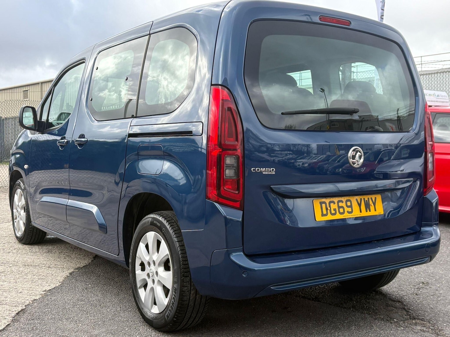 Used Vauxhall Combo Life 2019 for sale - 78073132: Photo 8