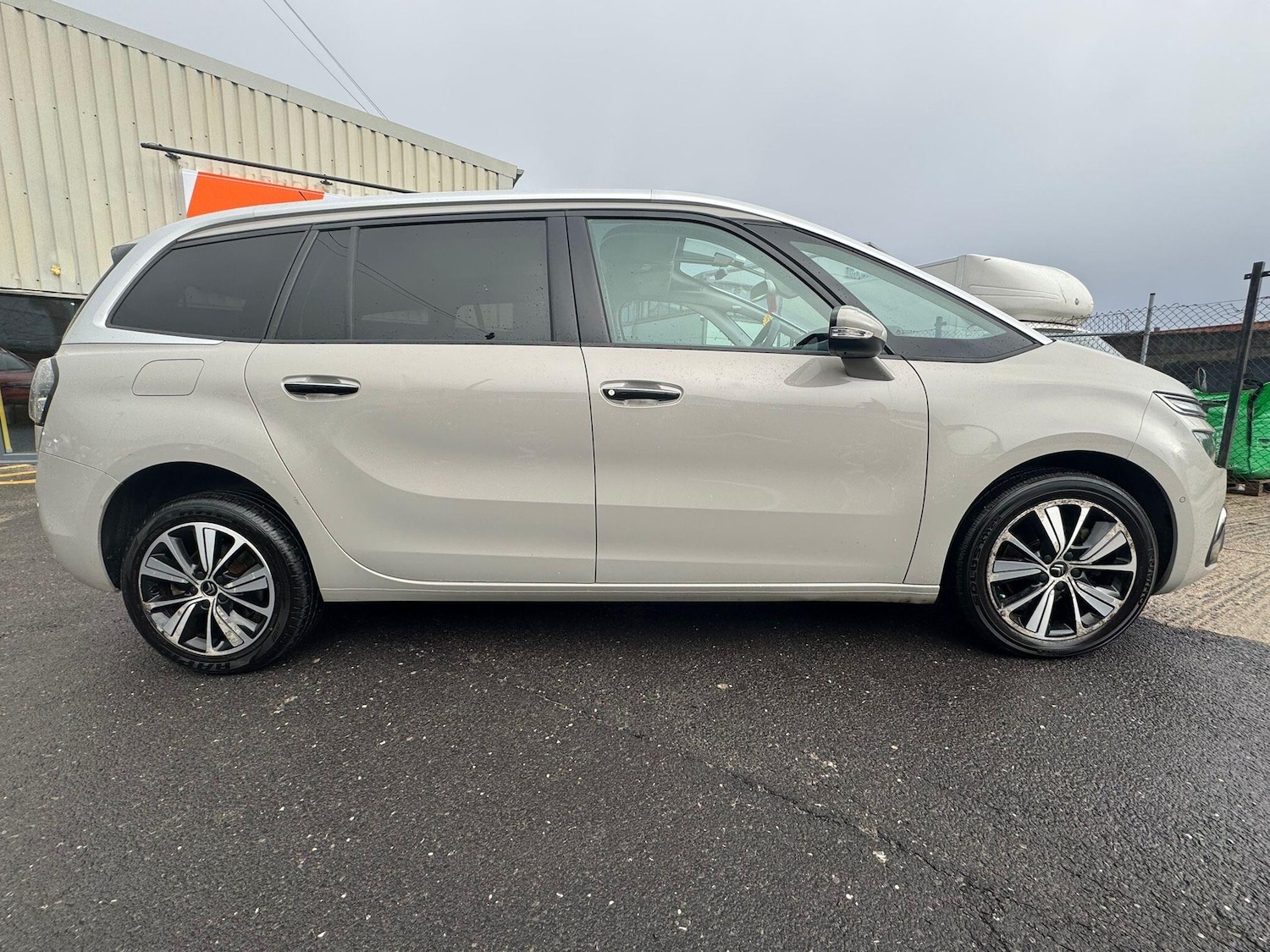 Used Citroen C4 Grand Picasso 2016 for sale - 77253629: Photo 9