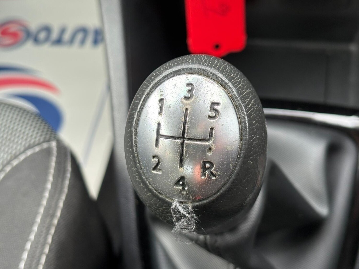 Used Renault Clio 2015 for sale - 76832186: Photo 11