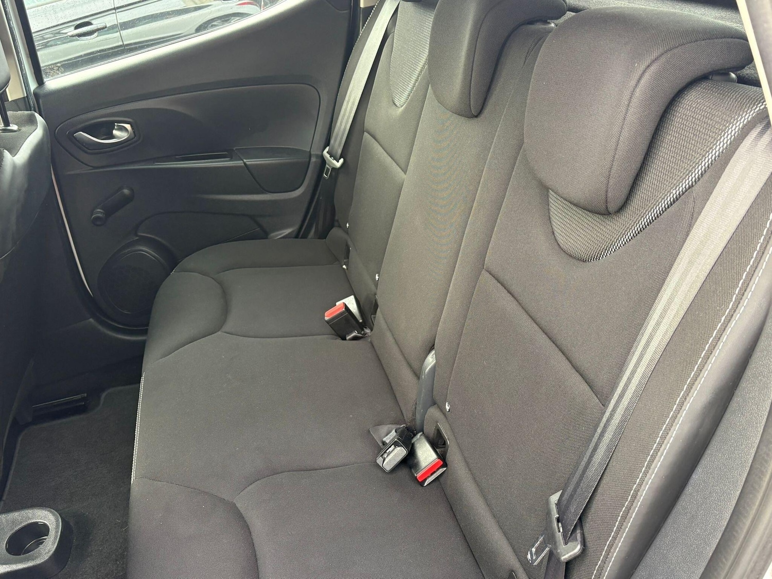 Used Renault Clio 2015 for sale - 76832186: Photo 13