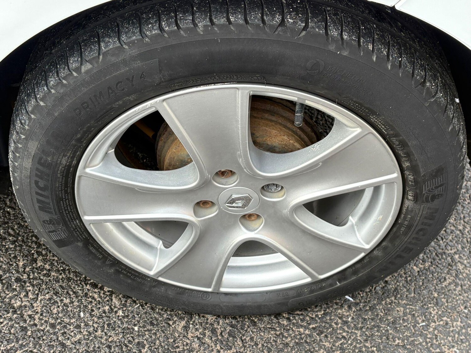 Used Renault Clio 2015 for sale - 76832186: Photo 23