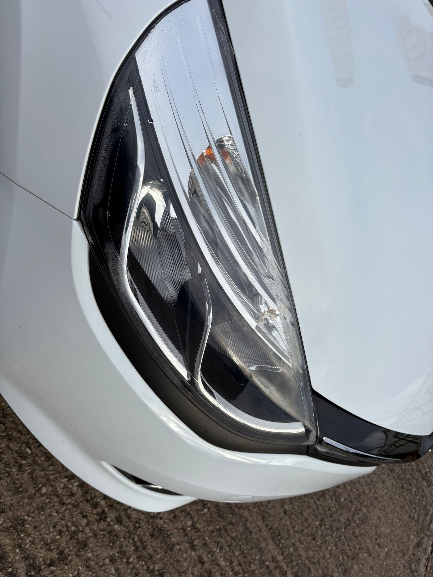 Used Renault Clio 2015 for sale - 76832186: Photo 33