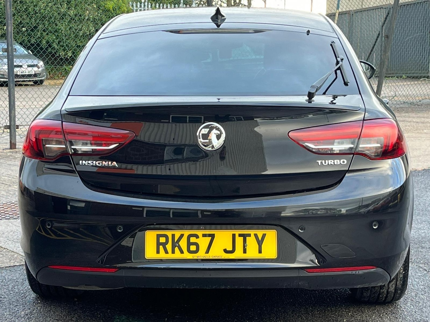 Used Vauxhall Insignia 2017 for sale - 76689996: Photo 10
