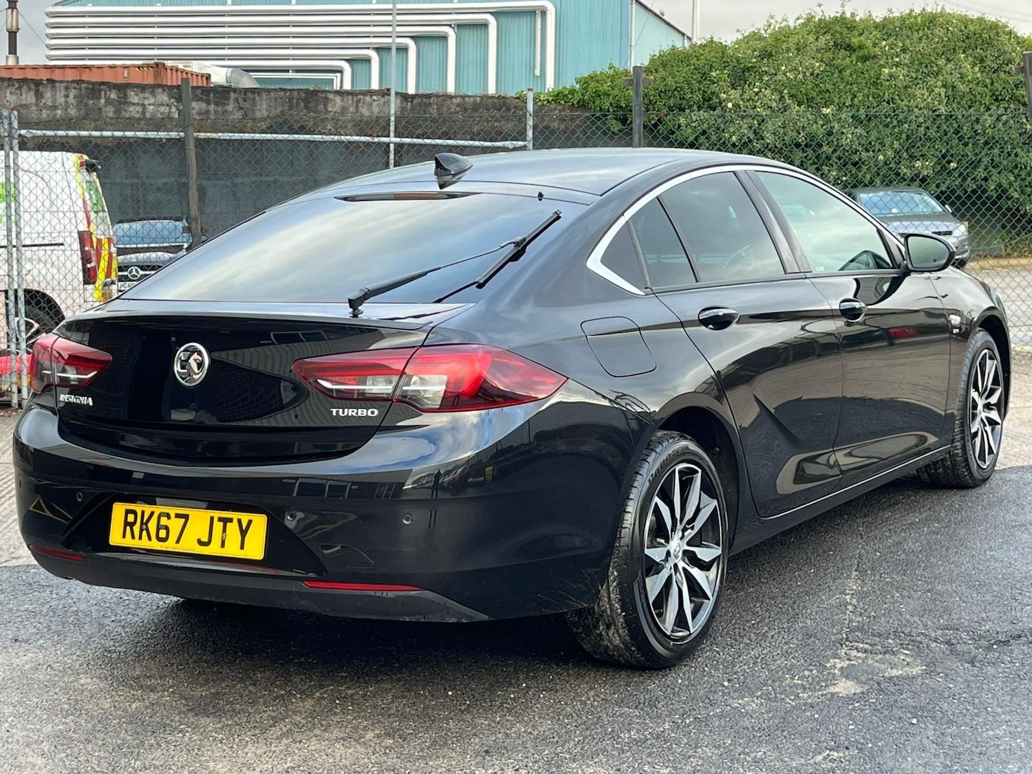 Used Vauxhall Insignia 2017 for sale - 76689996: Photo 13
