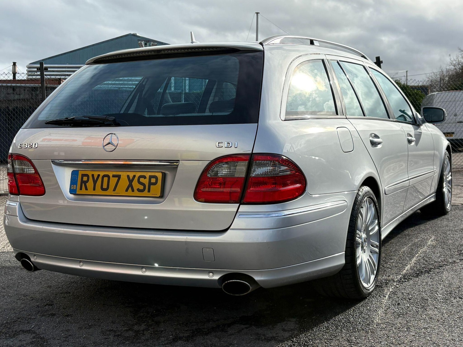 Used Mercedes-Benz E Class 2007 for sale - 77633165: Photo 11