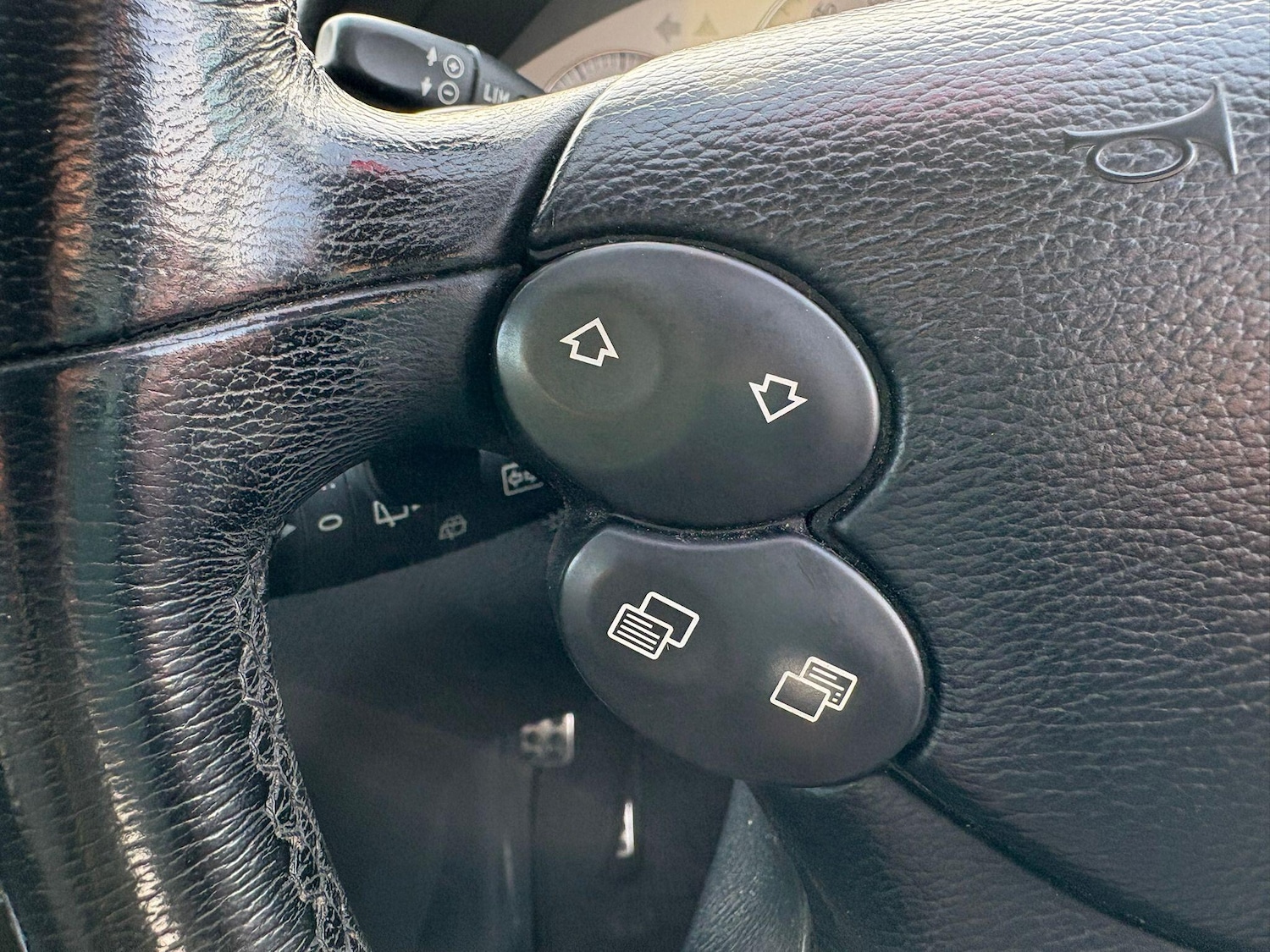 Used Mercedes-Benz E Class 2007 for sale - 77633165: Photo 23