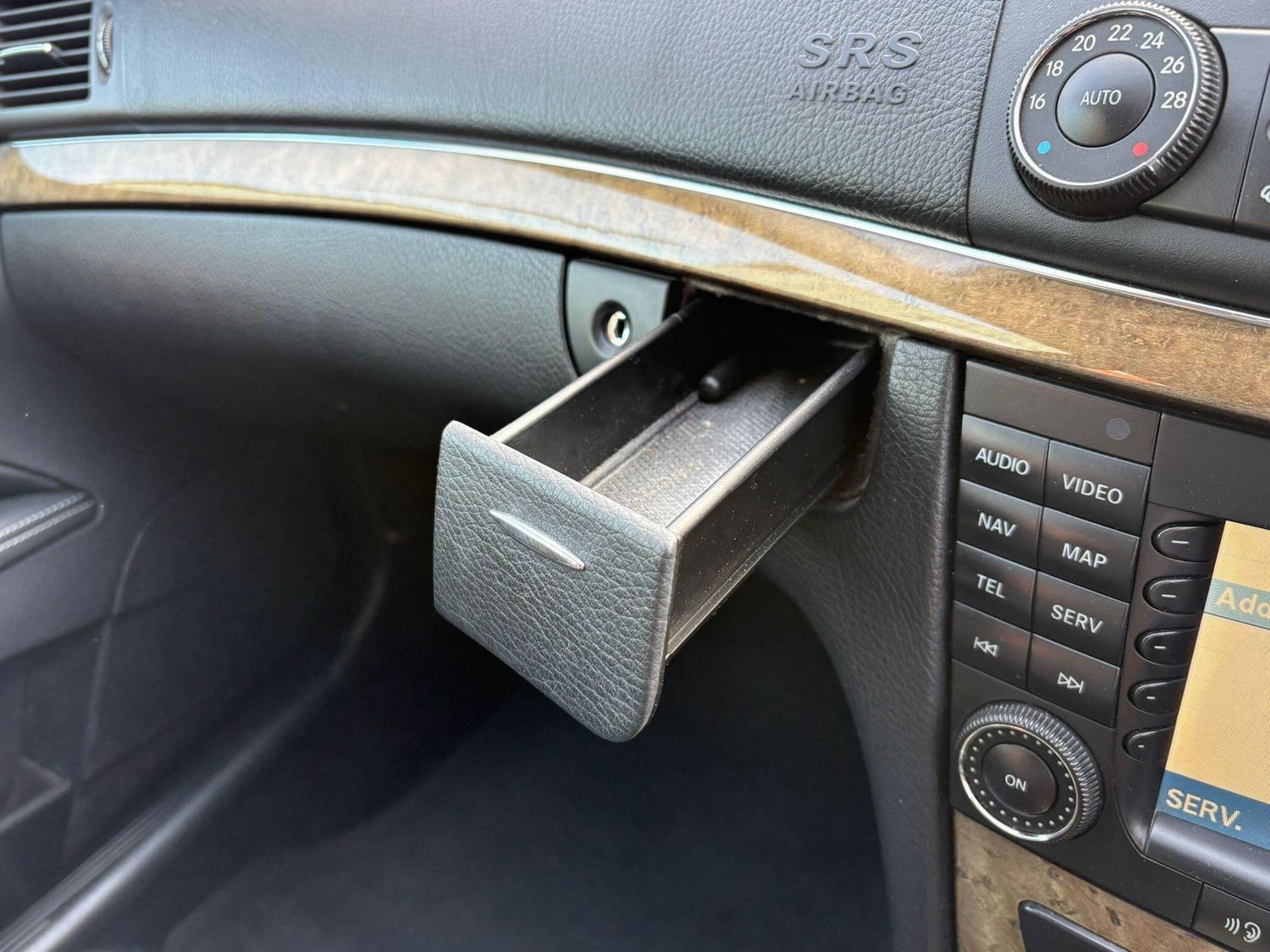 Used Mercedes-Benz E Class 2007 for sale - 77633165: Photo 59