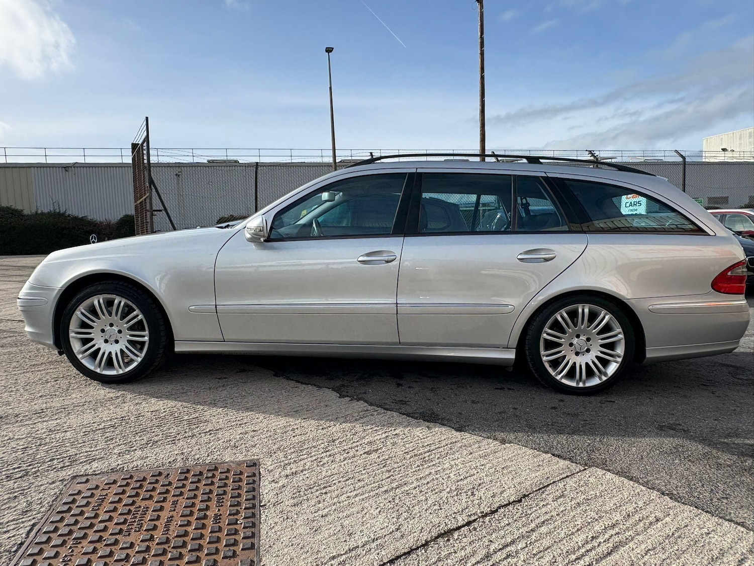 Used Mercedes-Benz E Class 2007 for sale - 77633165: Photo 8