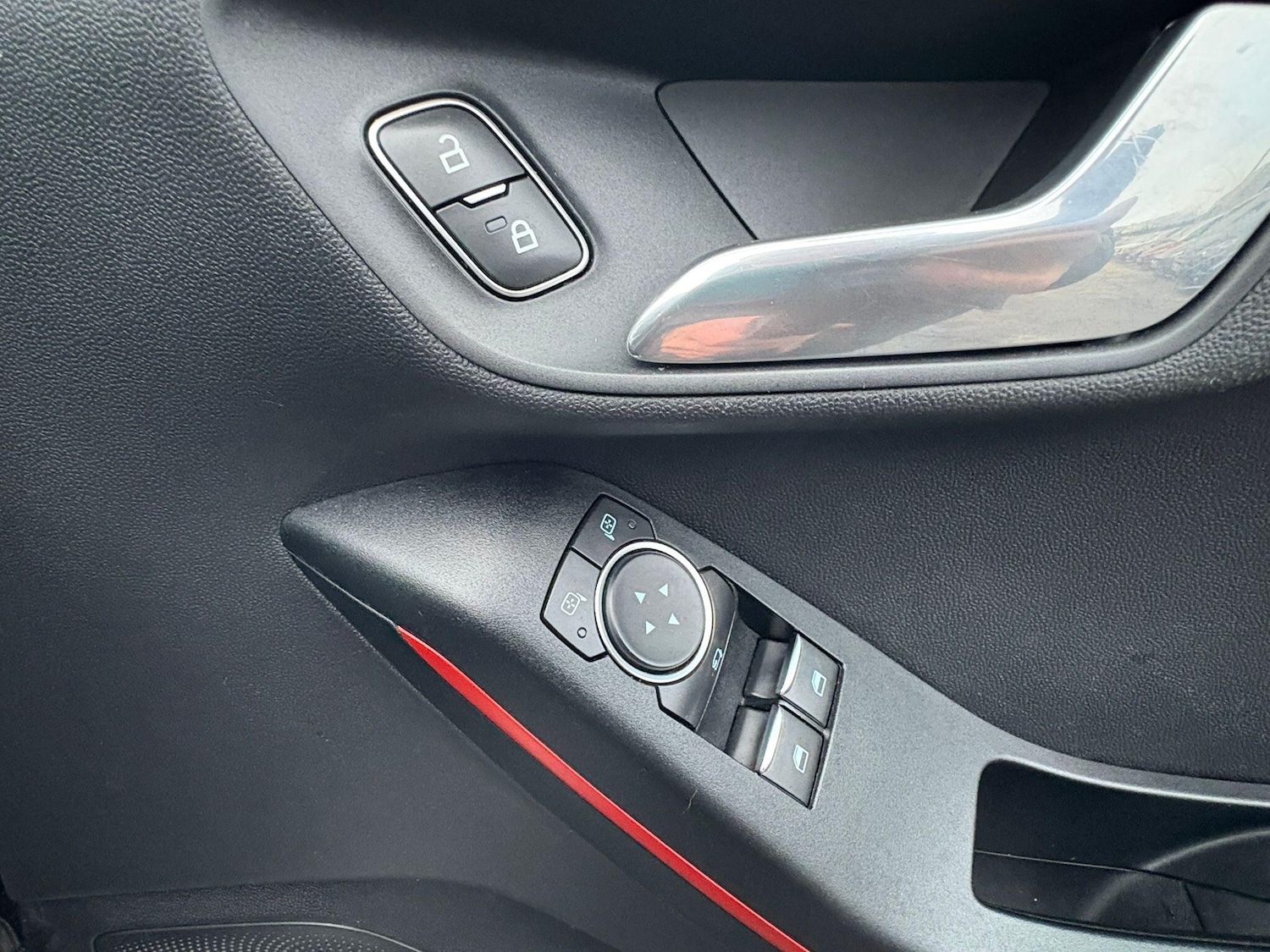 Used Ford Fiesta 2018 for sale - 77611930: Photo 28