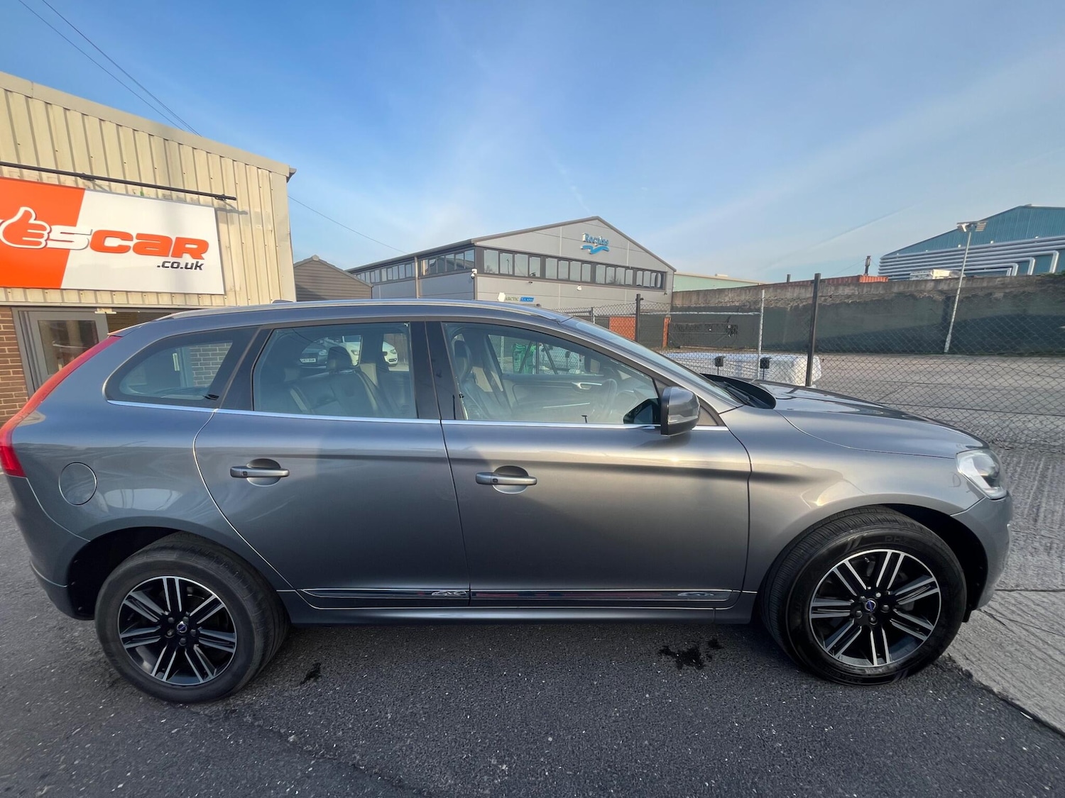 Used Volvo XC60 for sale - 77958477: Photo 11