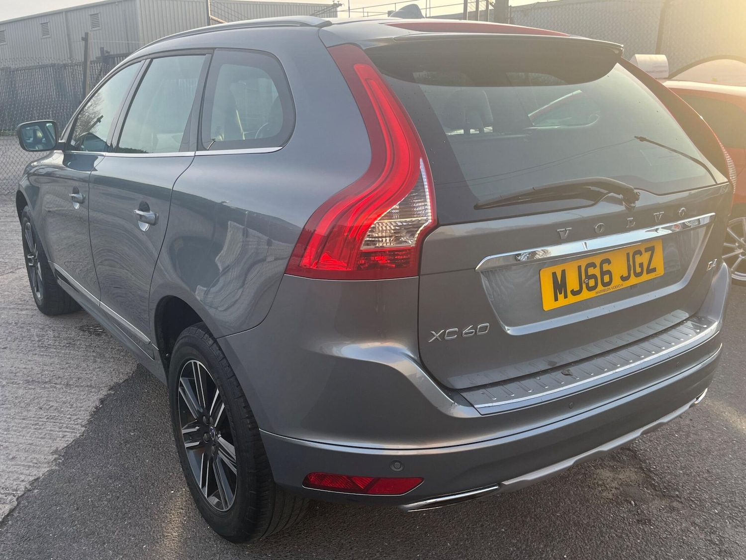 Used Volvo XC60 for sale - 77958477: Photo 5