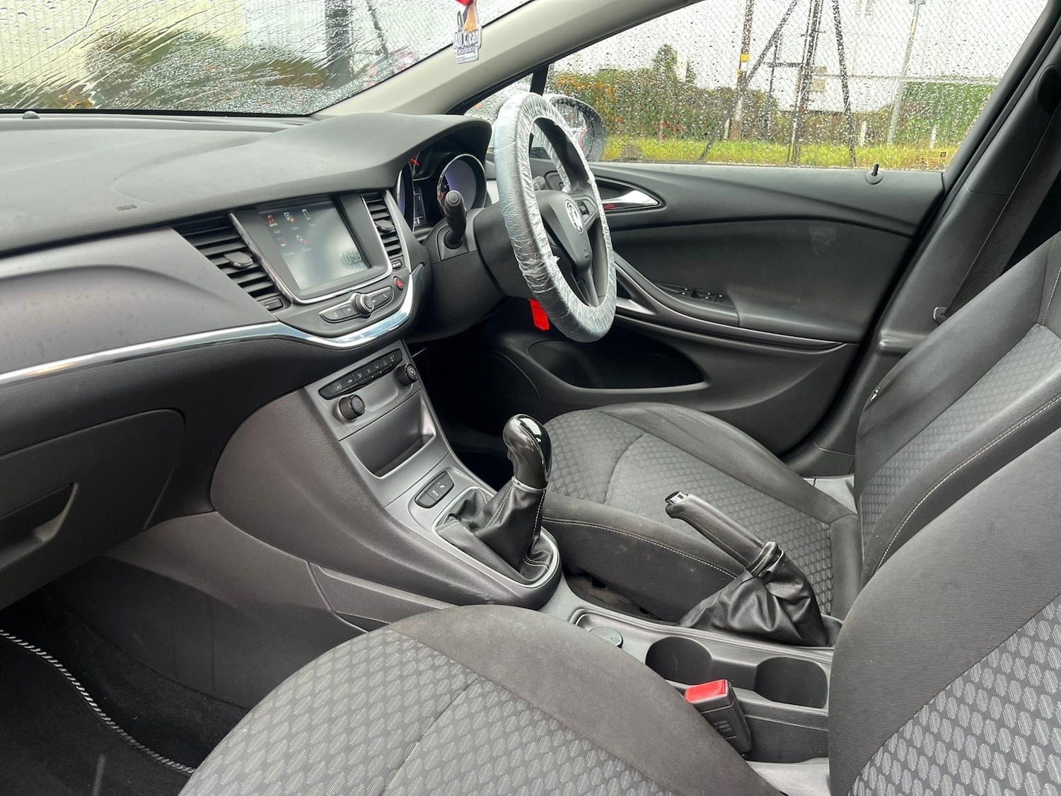 Used Vauxhall Astra 2017 for sale - 76671519: Photo 3