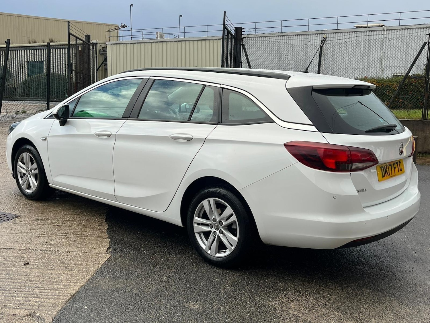Used Vauxhall Astra 2017 for sale - 76671519: Photo 6