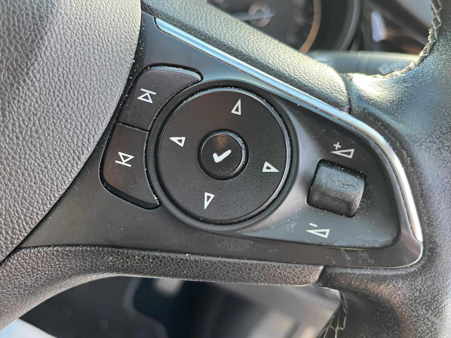 Used Vauxhall Insignia 2018 for sale - 77969968: Photo 18