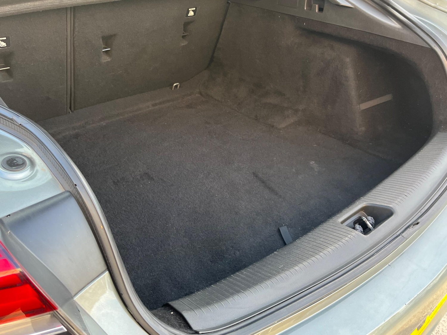 Used Vauxhall Insignia 2018 for sale - 77969968: Photo 32