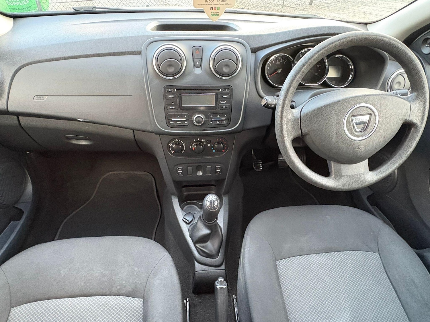 Used Dacia Sandero 2015 for sale - 77575158: Photo 15