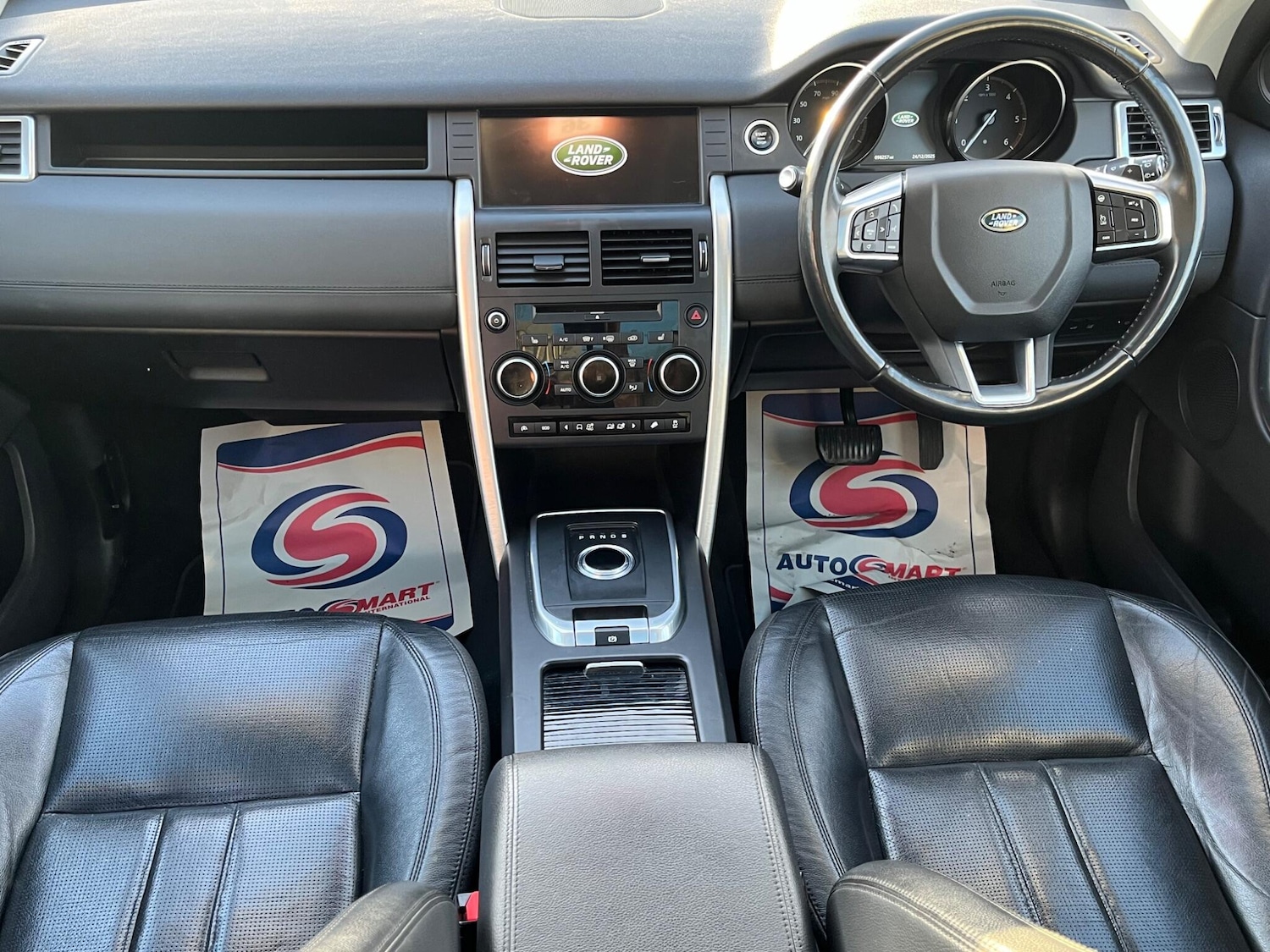 Used Land Rover Discovery Sport 2017 for sale - 77050279: Photo 12