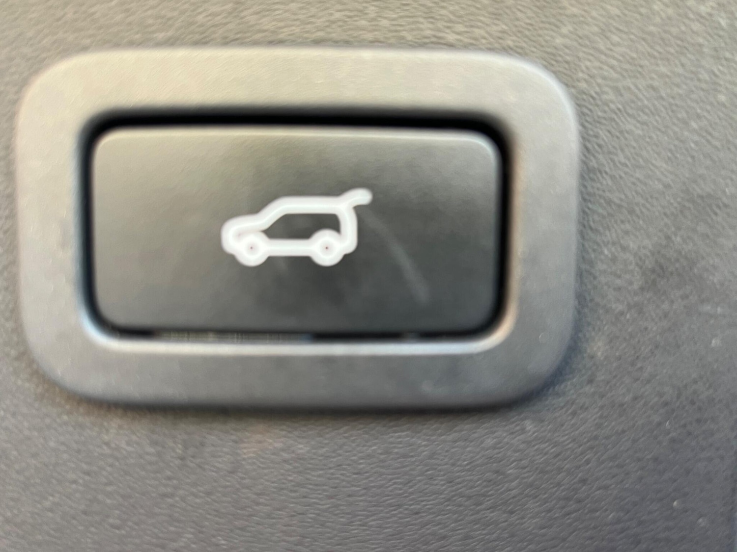 Used Land Rover Discovery Sport 2017 for sale - 77050279: Photo 23