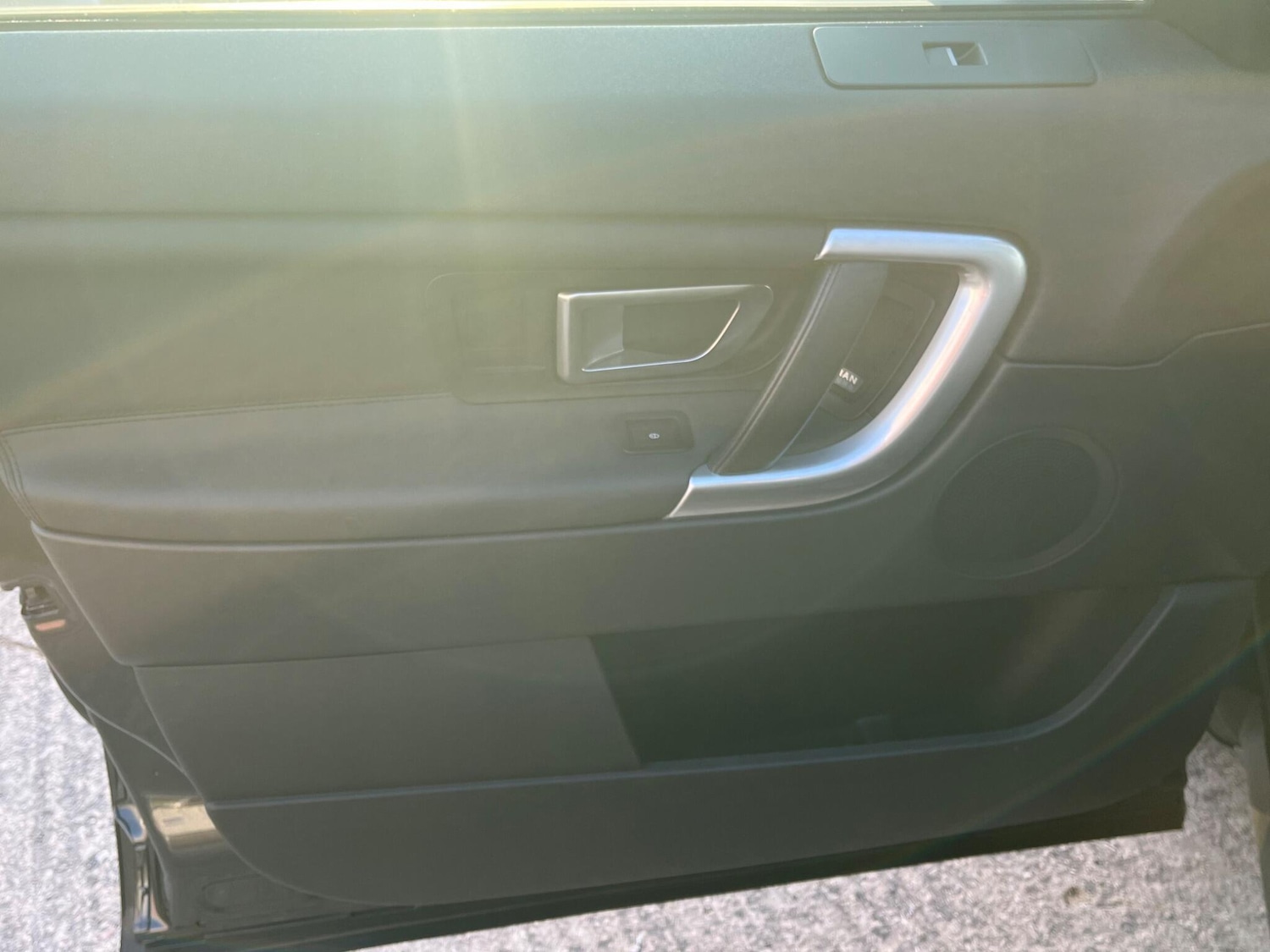 Used Land Rover Discovery Sport 2017 for sale - 77050279: Photo 32