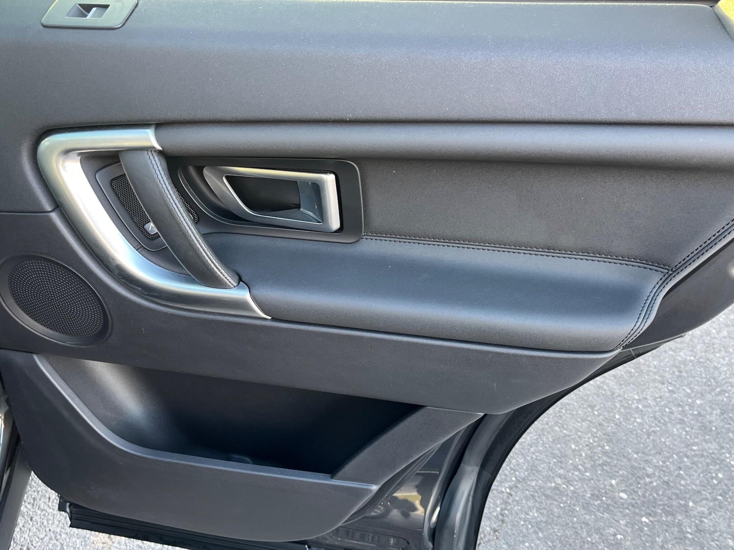 Used Land Rover Discovery Sport 2017 for sale - 77050279: Photo 34