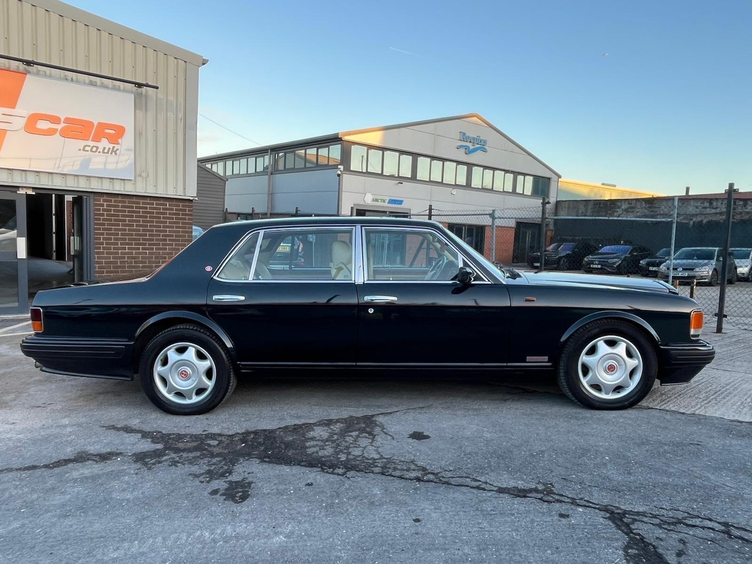 Used Bentley Turbo R 1996 for sale - 76714847: Photo 12
