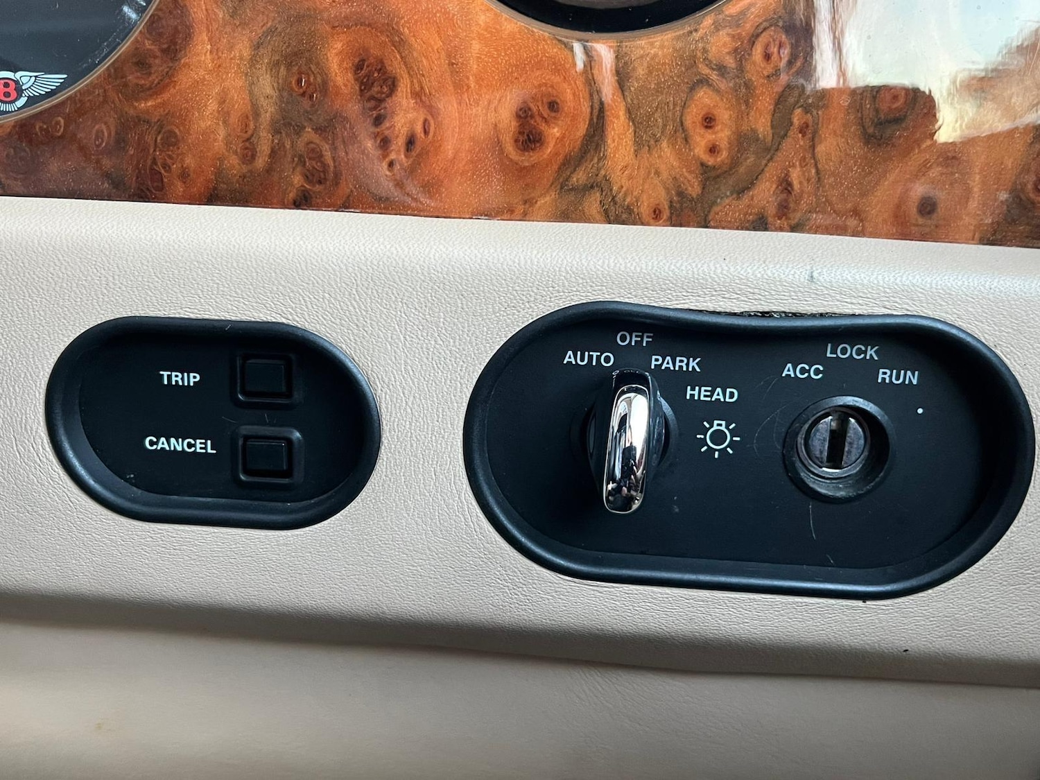 Used Bentley Turbo R 1996 for sale - 76714847: Photo 20