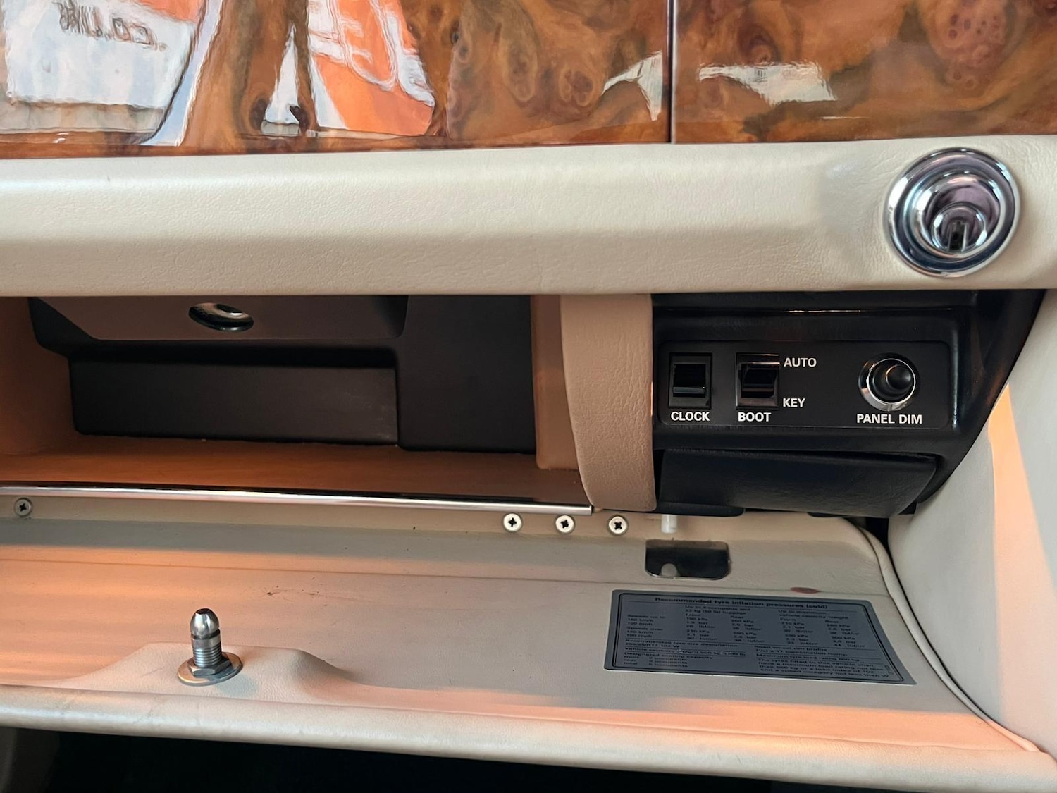 Used Bentley Turbo R 1996 for sale - 76714847: Photo 37