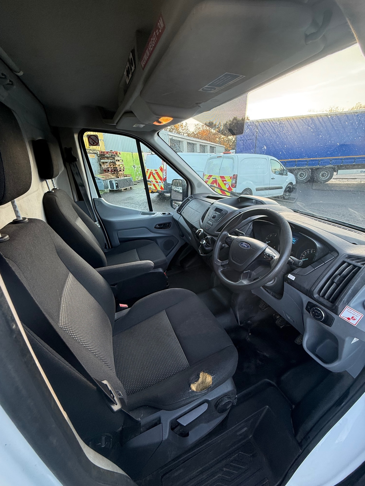 Used Ford Transit 2018 for sale - 76904761: Photo 11