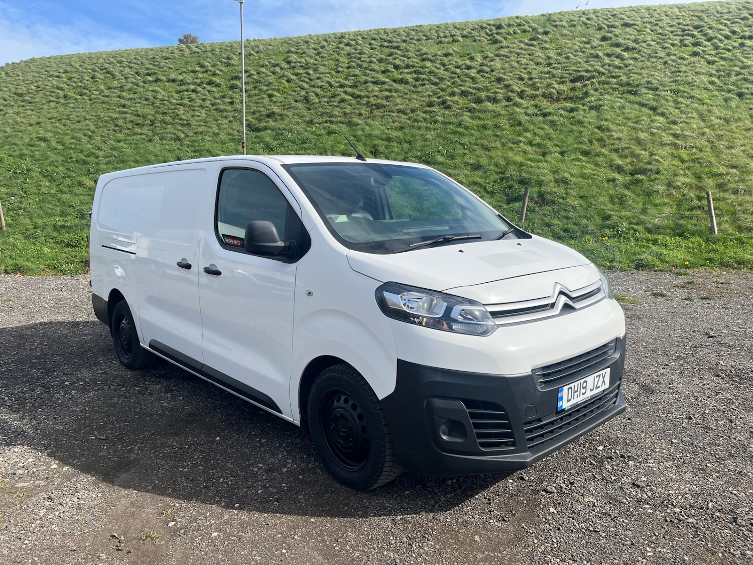 Used Citroen Dispatch 2019 for sale - 77915832: Photo 1