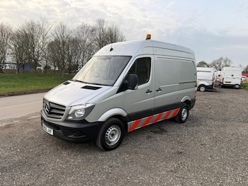 Used Mercedes-Benz Sprinter 2015 for sale - 77763172: Photo