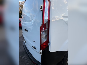 Used Ford Transit Custom 2018 for sale - 76904739: Photo