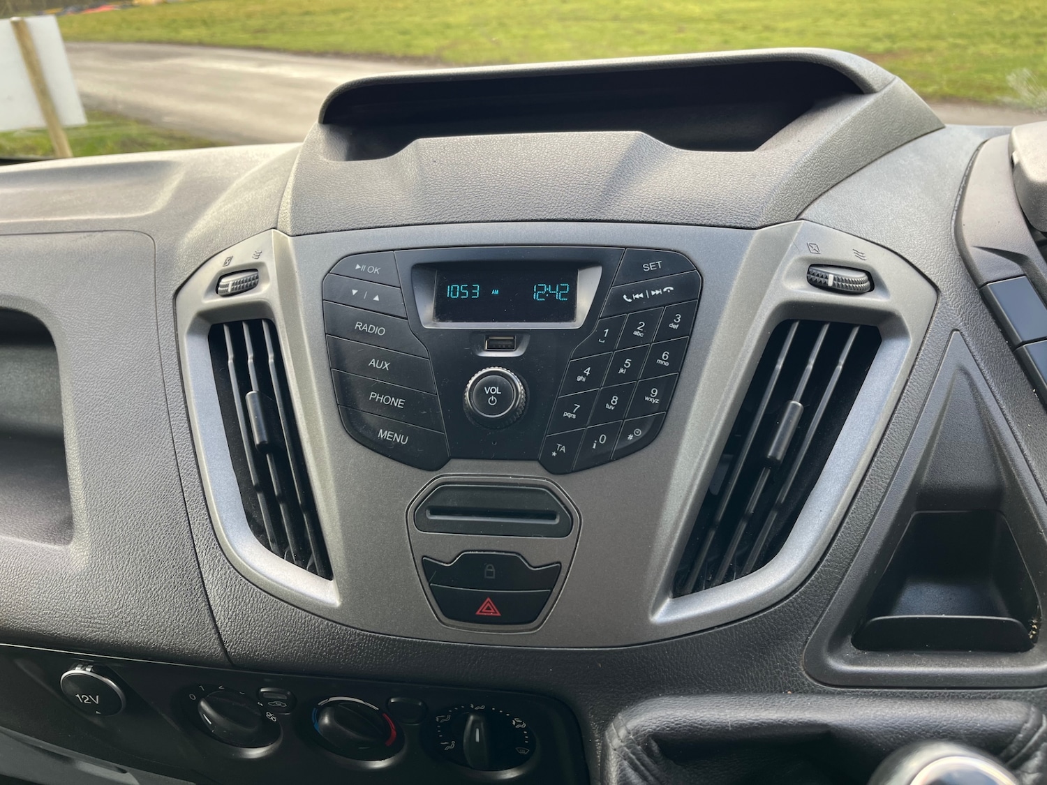 Used Ford Transit Custom 2017 for sale - 77198752: Photo 13