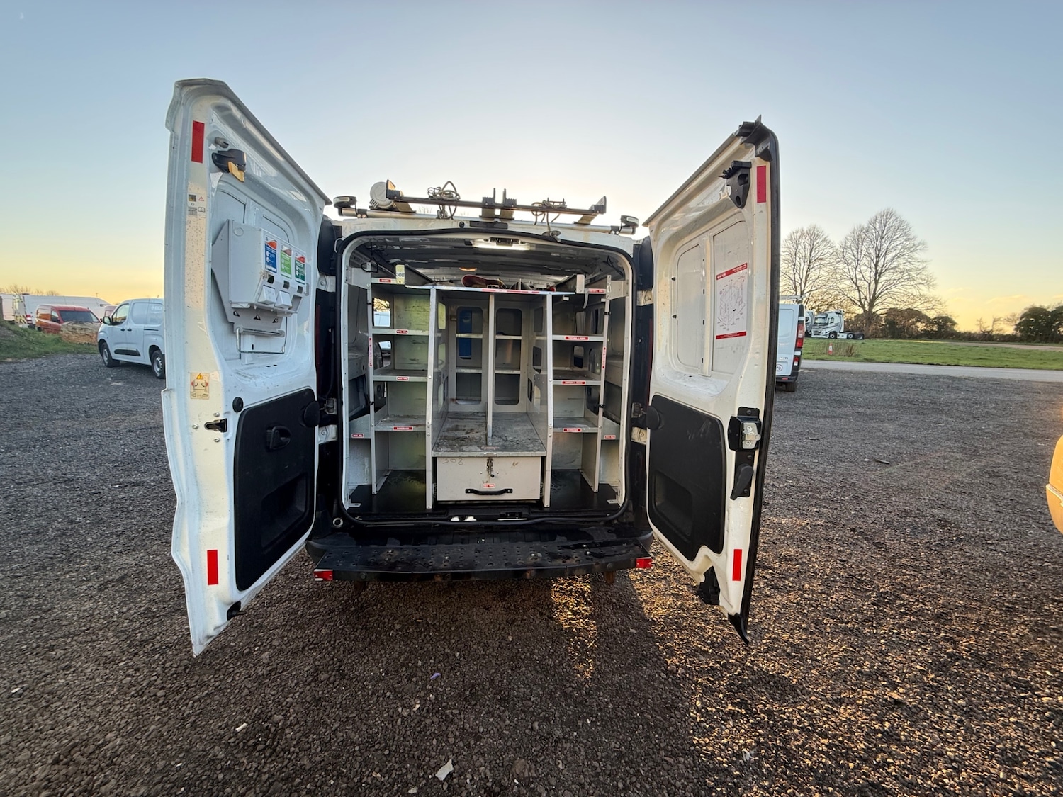 Used Vauxhall Vivaro 2018 for sale - 77053004: Photo 10