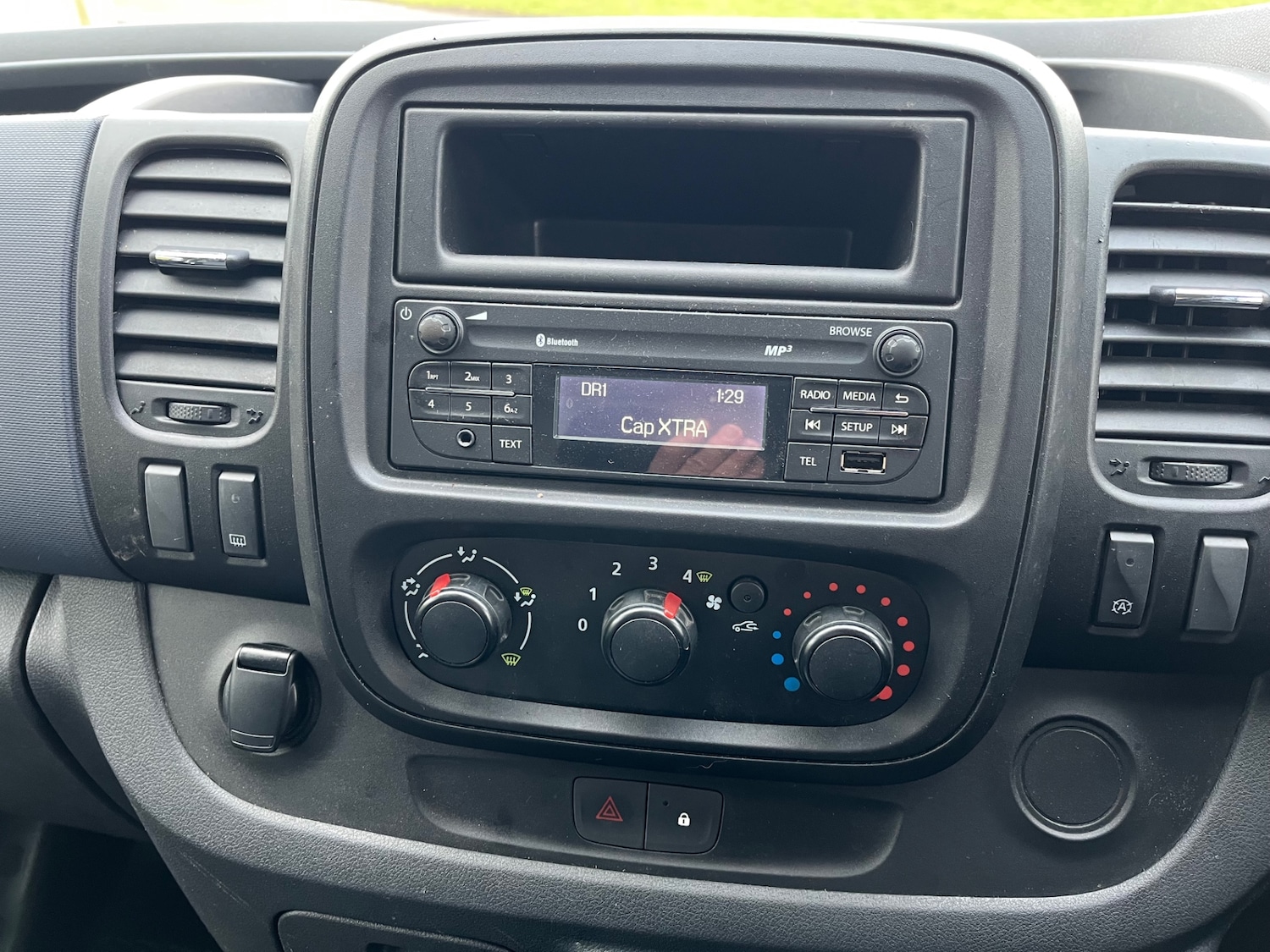 Used Vauxhall Vivaro 2018 for sale - 77053004: Photo 14