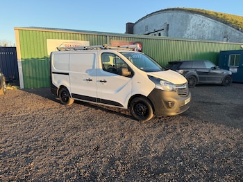 Vauxhall Vivaro feature image