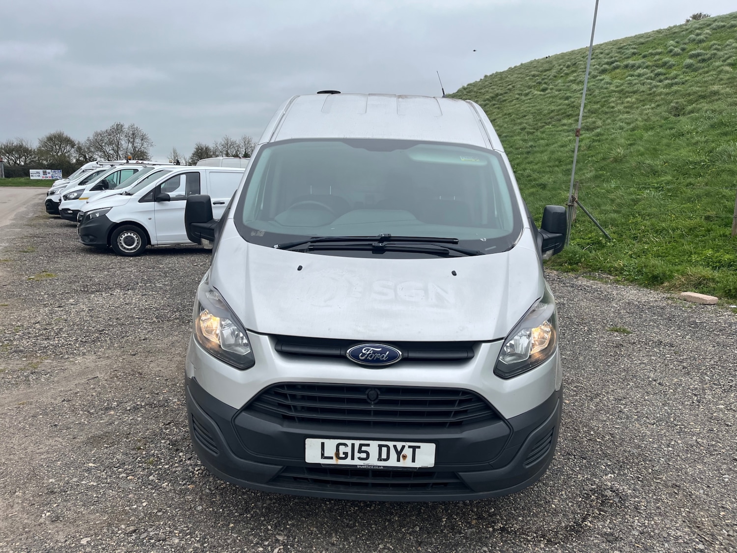 Used Ford Transit Custom 2015 for sale - 77997908: Photo 2